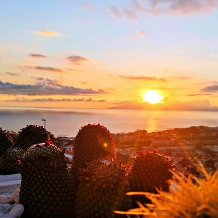 Wonderful View, Huge Terrace Solarium, Private Parking Apartman Costa Adeje  Kültér fotó
