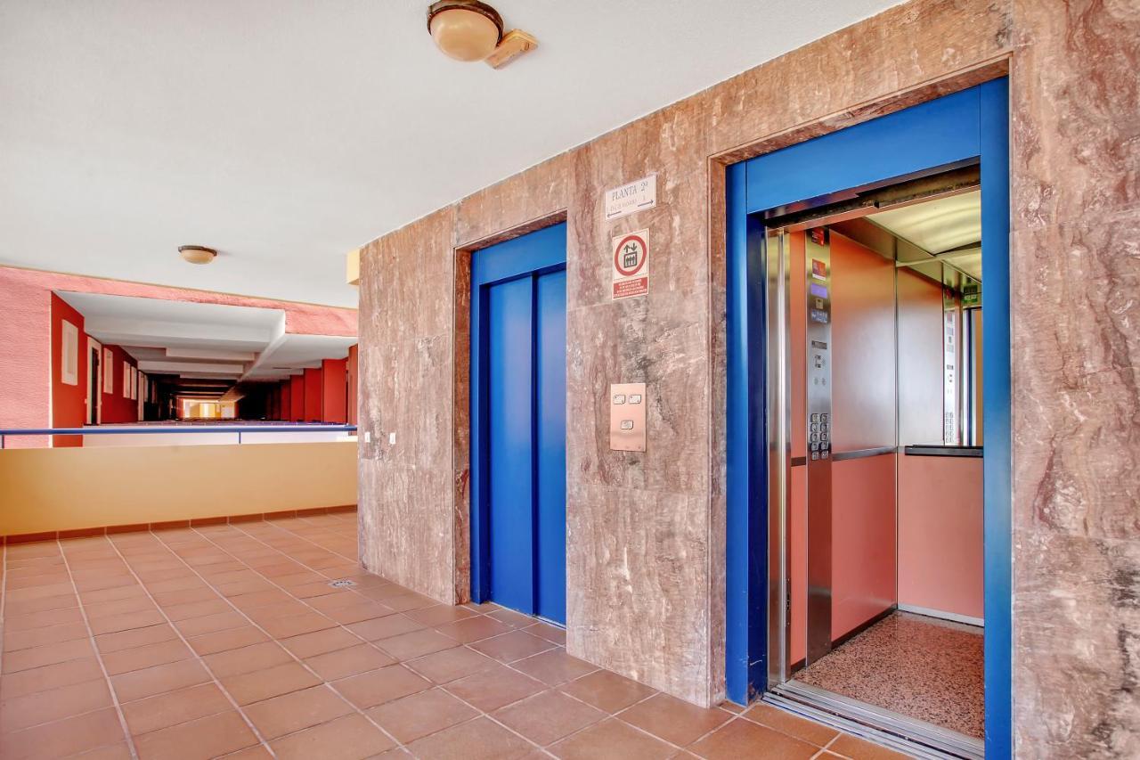 Wonderful View, Huge Terrace Solarium, Private Parking Apartman Costa Adeje  Kültér fotó